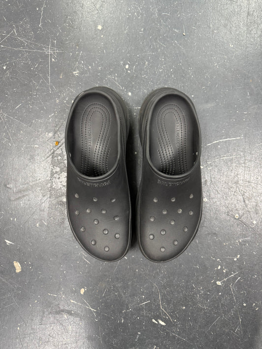 Balenciaga Crocs (43)
