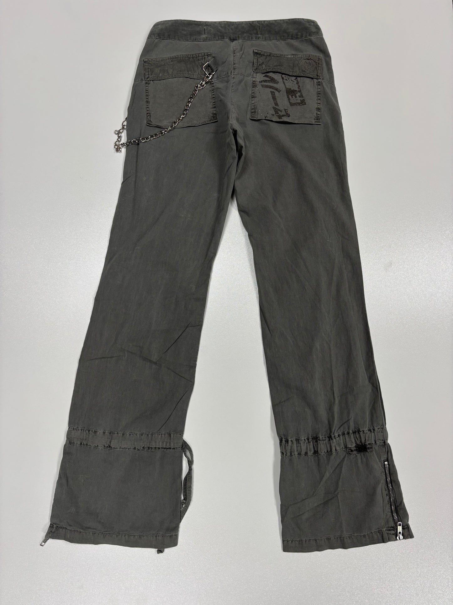 Sabotage Faded Keychain Flared Pants (28)