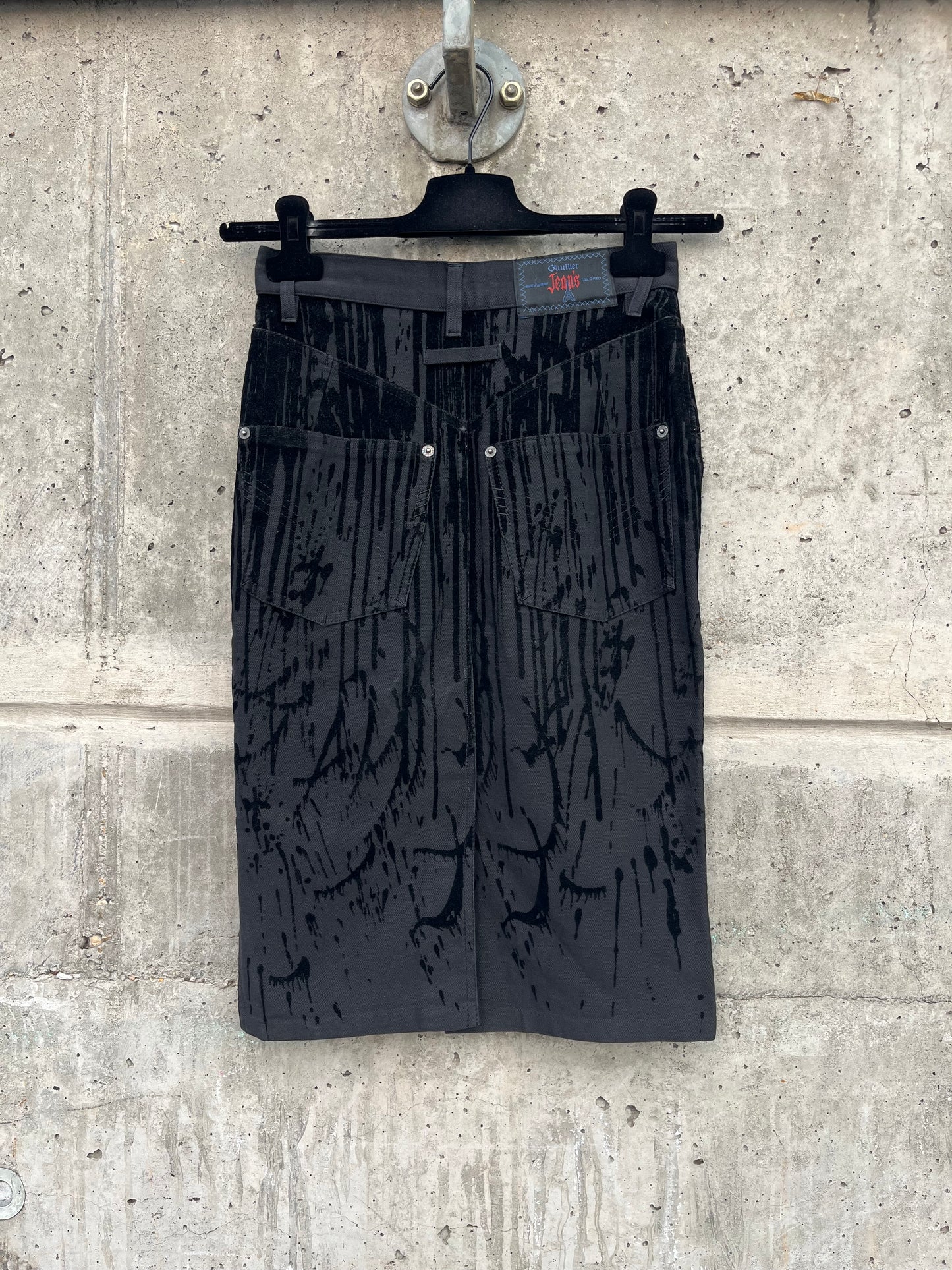 AW/98 Jean Paul Gaultier „Vampyre“ Blood Drip Skirt (XS)