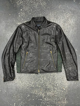 Lade das Bild in den Galerie-Viewer, Armani Jeans Leather Jacket (L)
