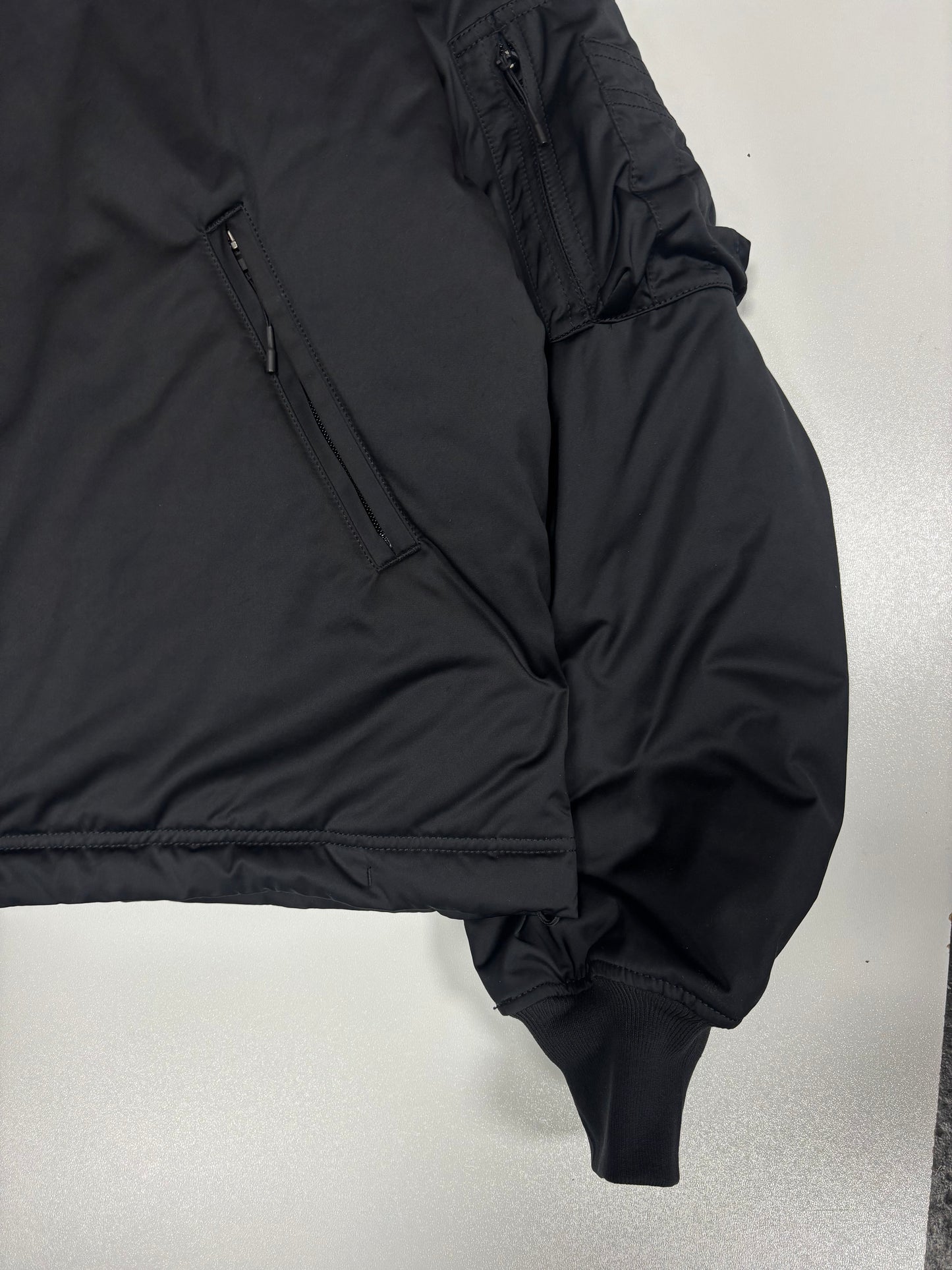 Y-3 by Yohji Yamamoto Cropped Puffer Bomber (M)