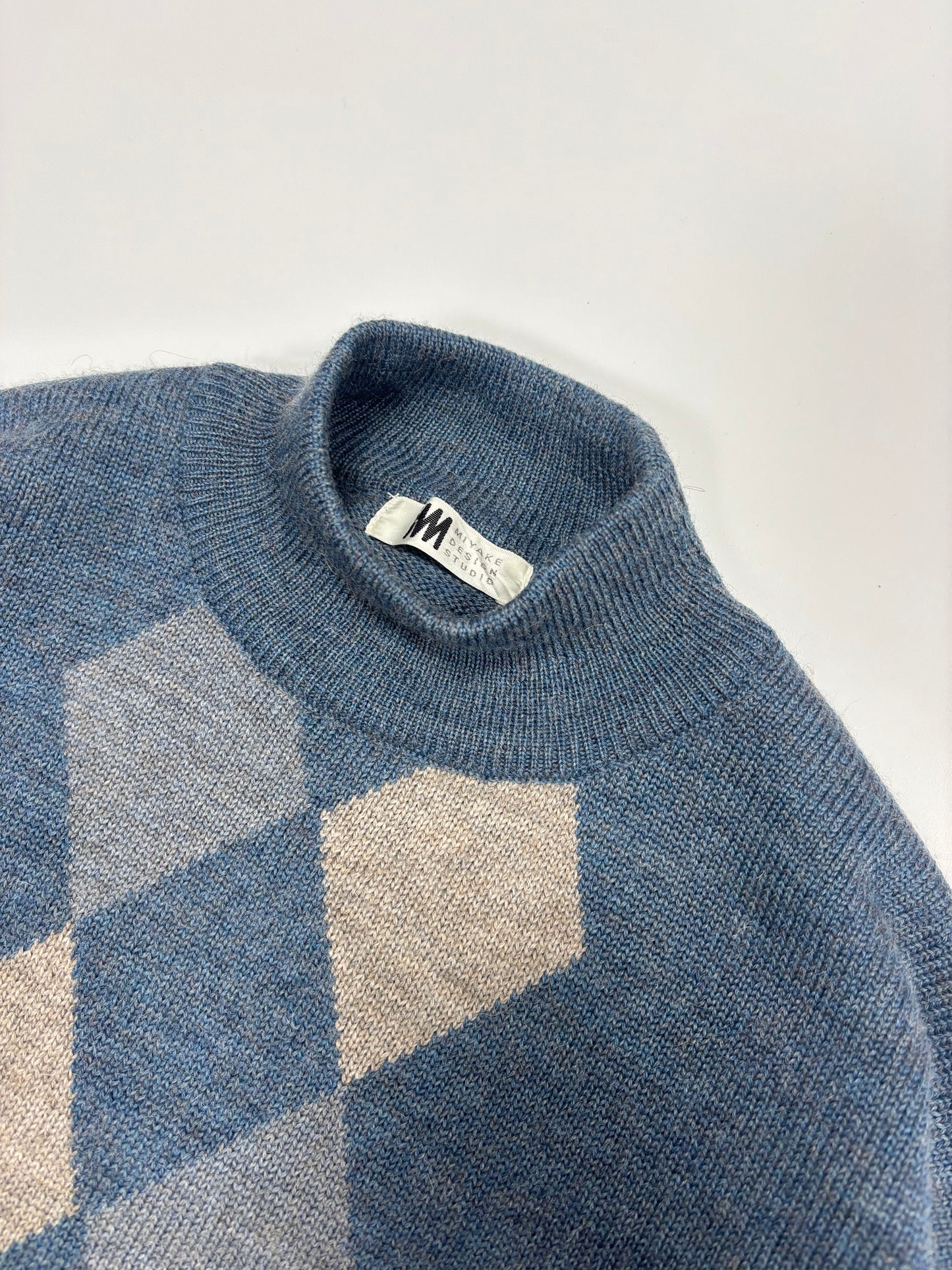 IM by Issey Miyake Turtleneck (M)