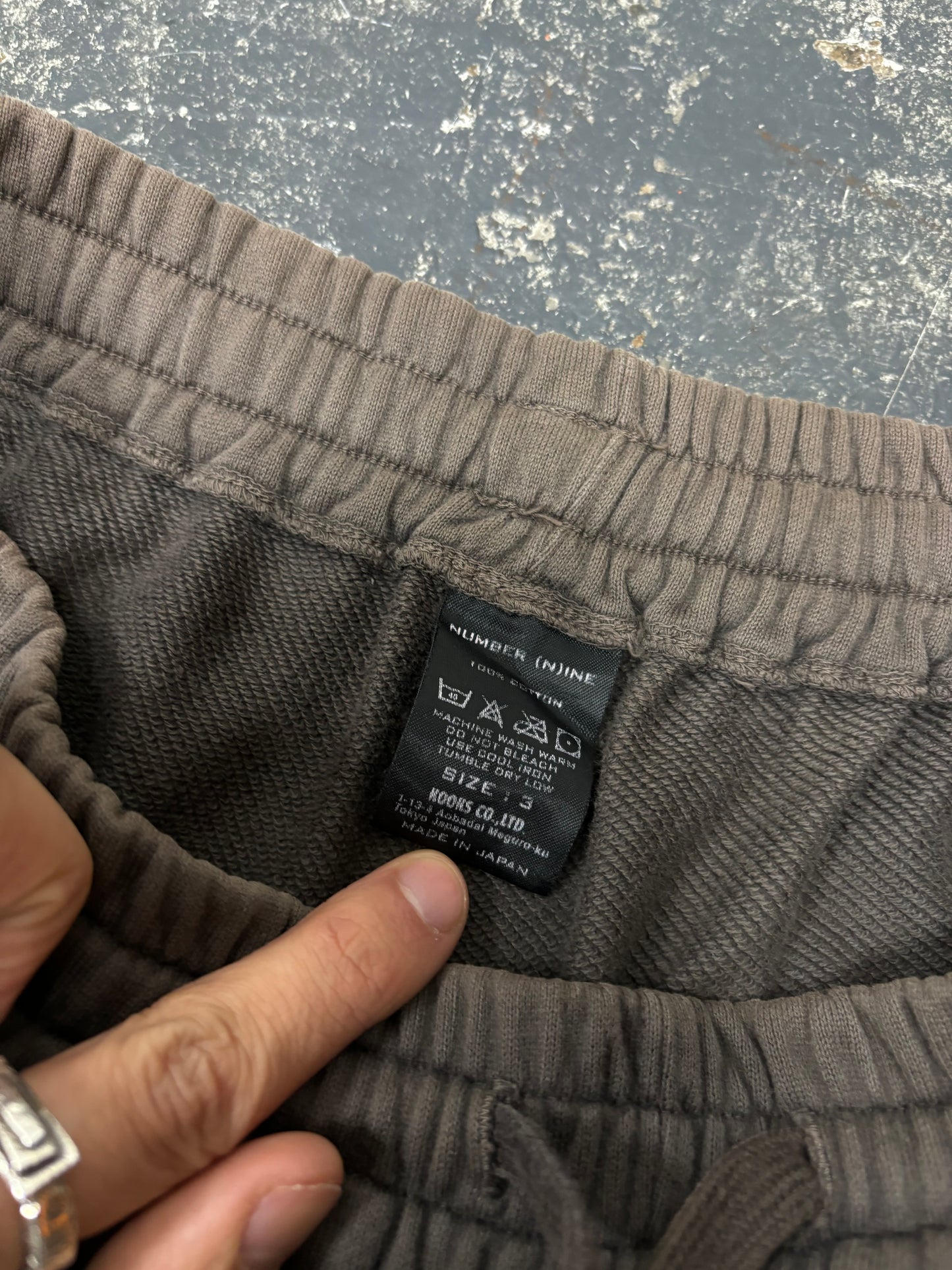 Number (N)ine School of Visual Comedy Brown Sweat Shorts (M)