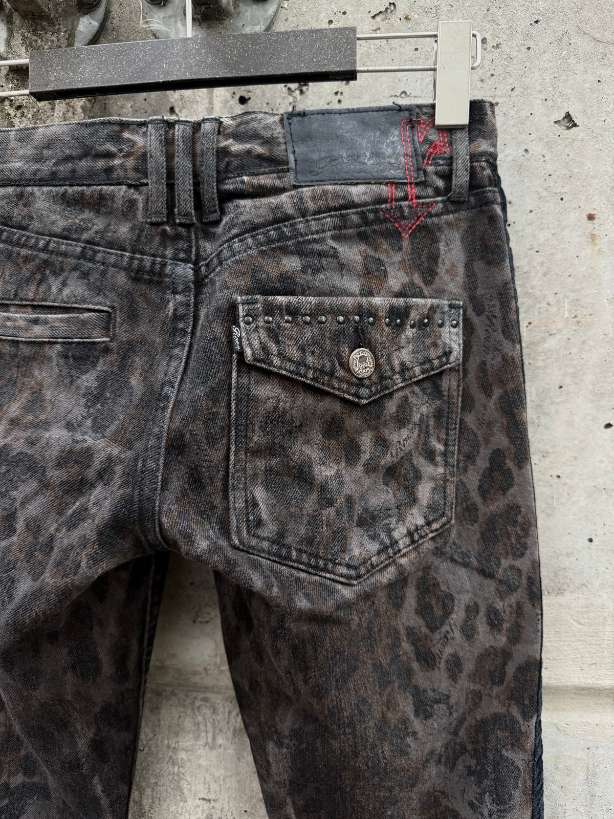 Roen Leopard Print Denim Pants (30)