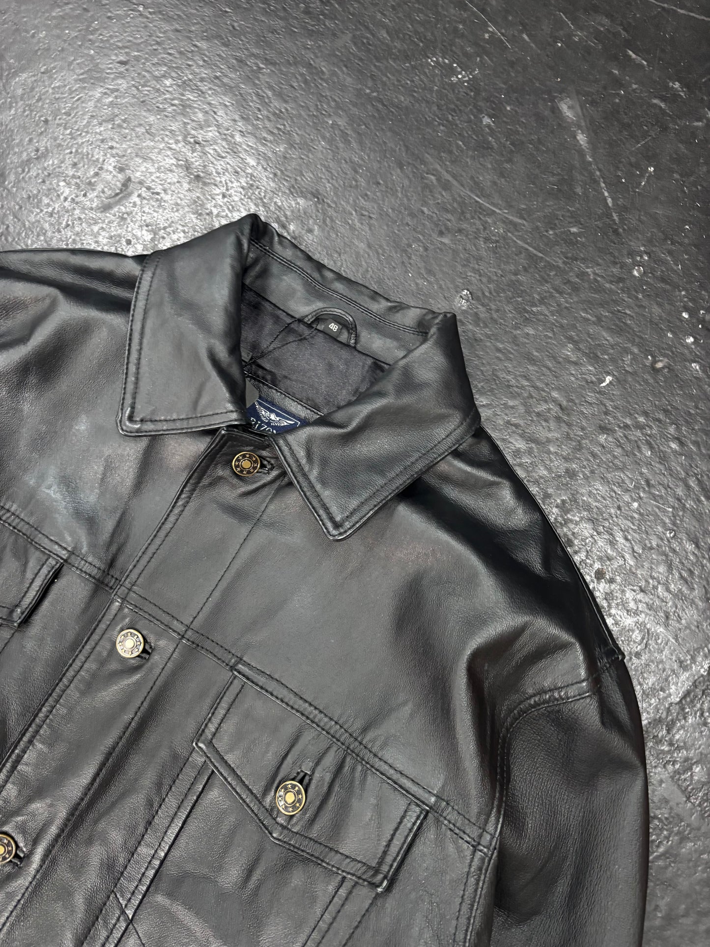Arizona Cropped Fit Leather Jacket (M)