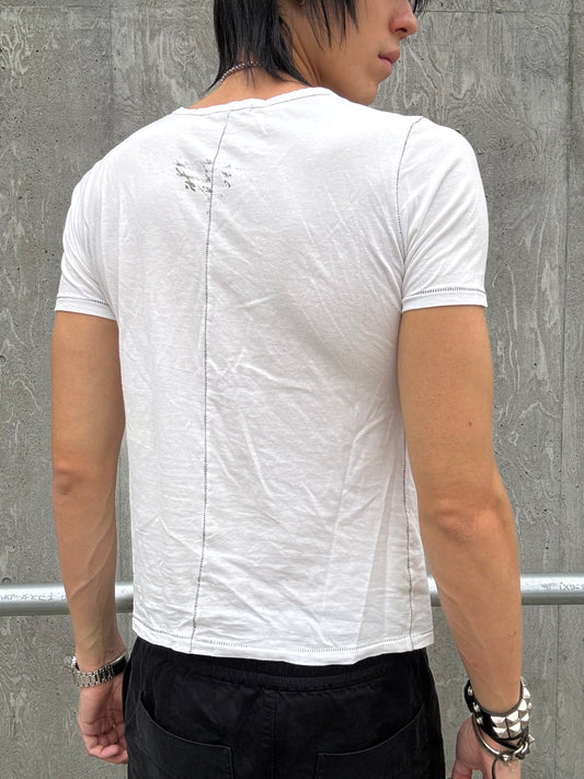 Shellac Poetry V-Neck Tee (S)
