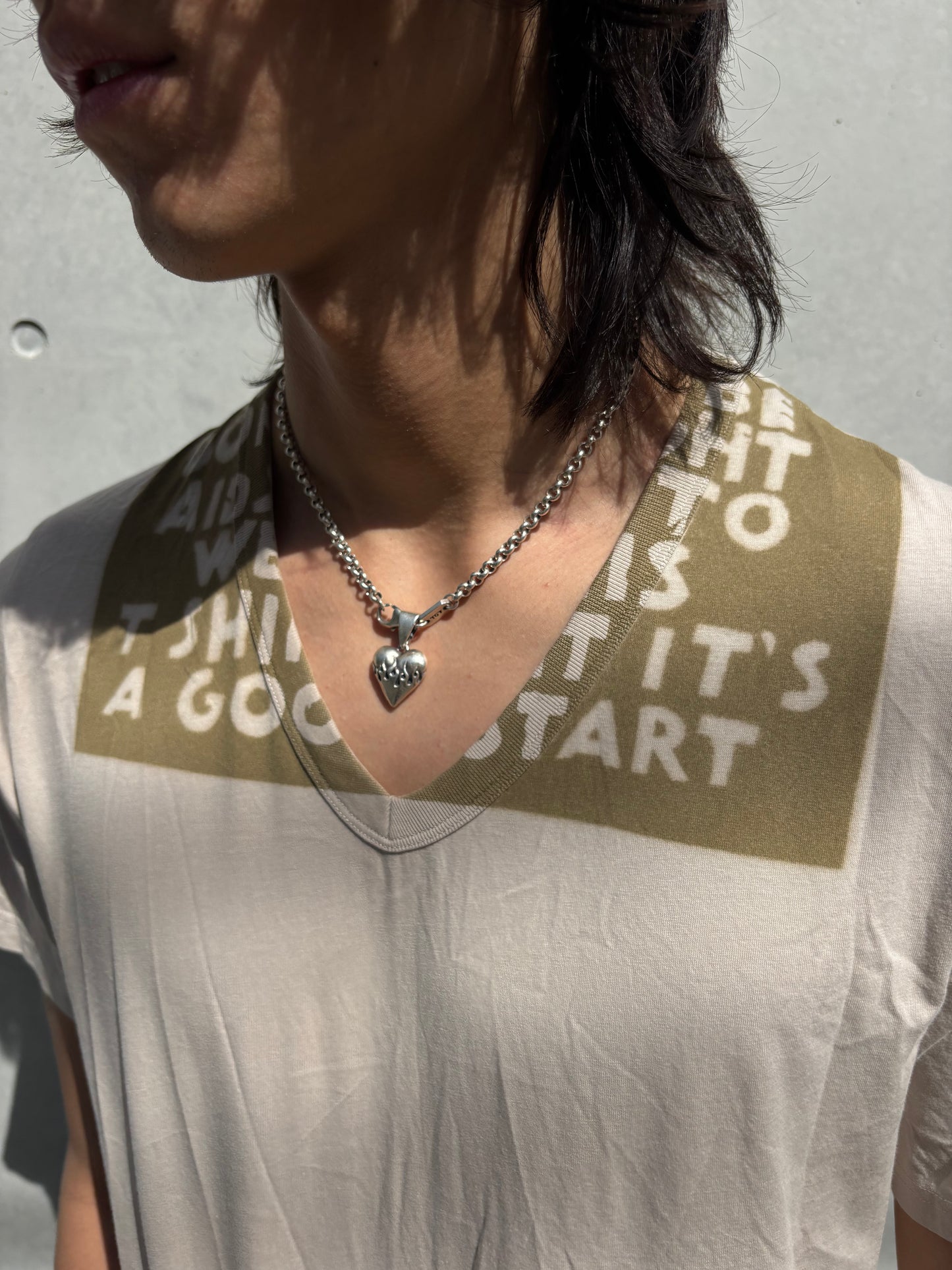 Maison Margiela Written V-neck Tee (M)