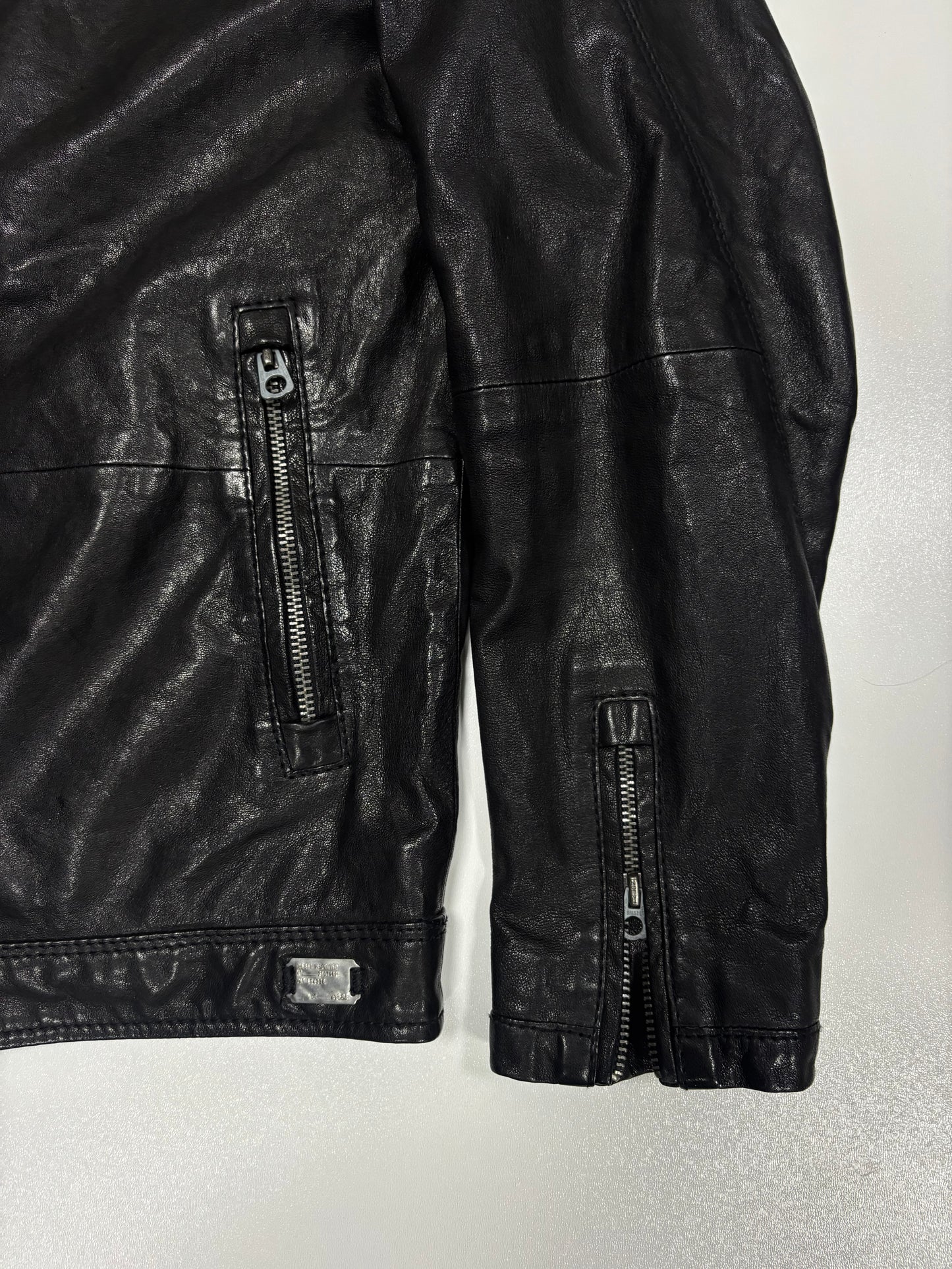Diesel Golf Tight Fit Leather Jacket (L)