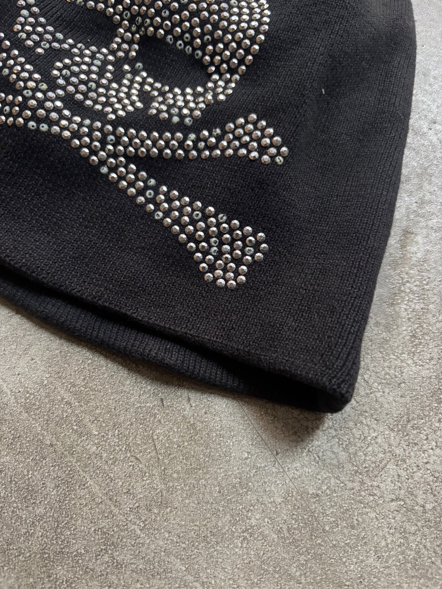 Japanese Brand 2000s Skull Beanie