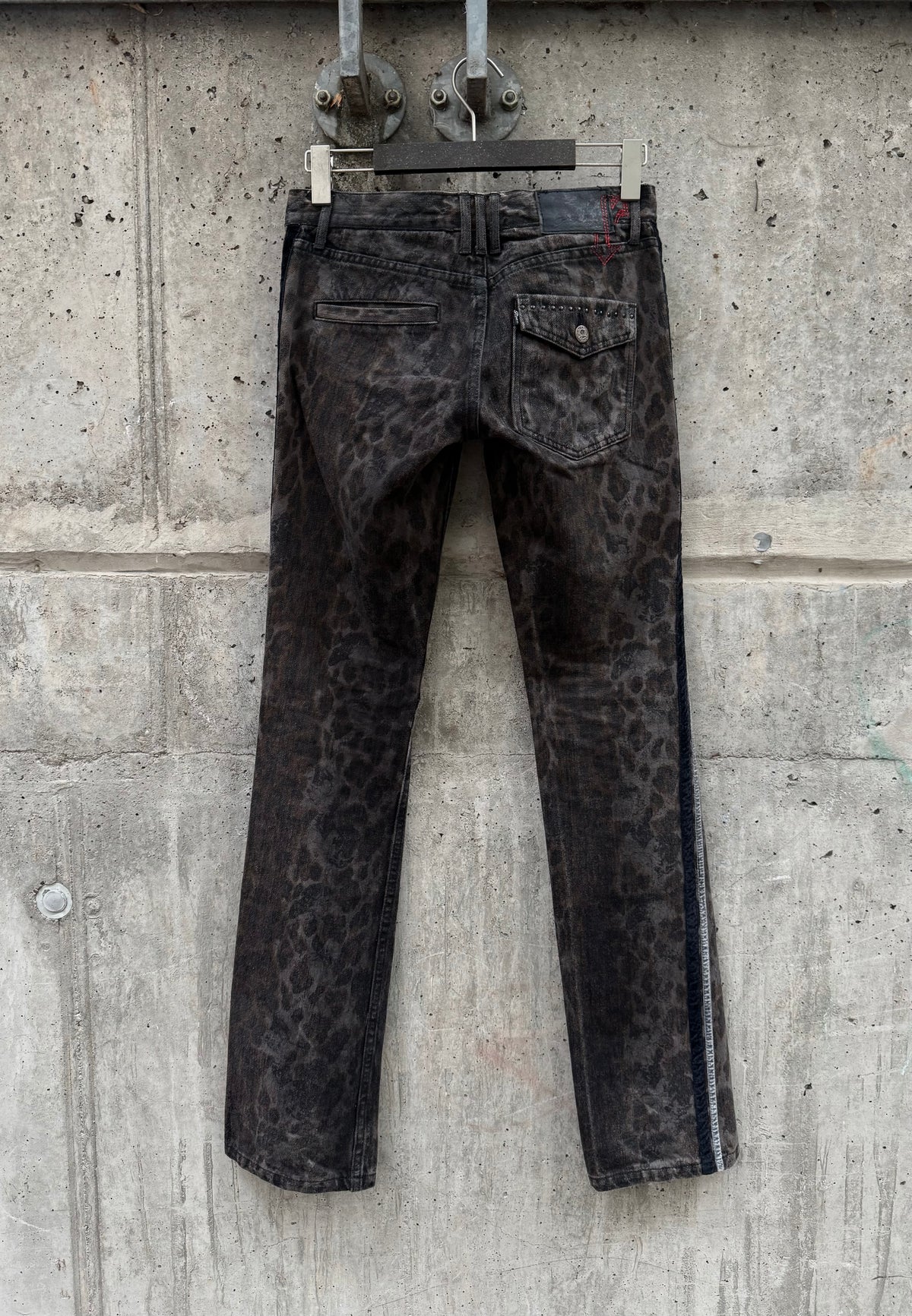 Roen Leopard Print Denim Pants (30)