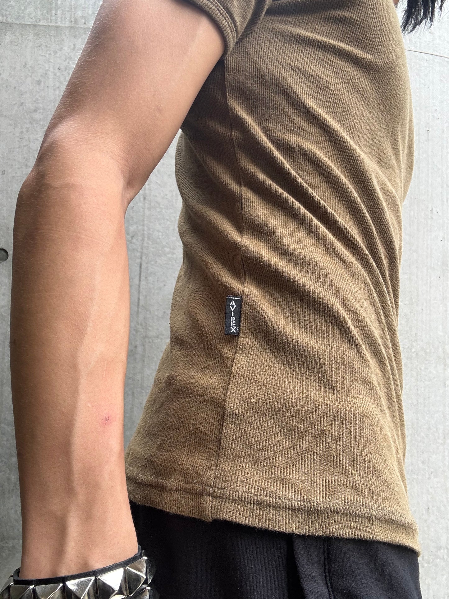 Avirex Tight Fit Tee (L)
