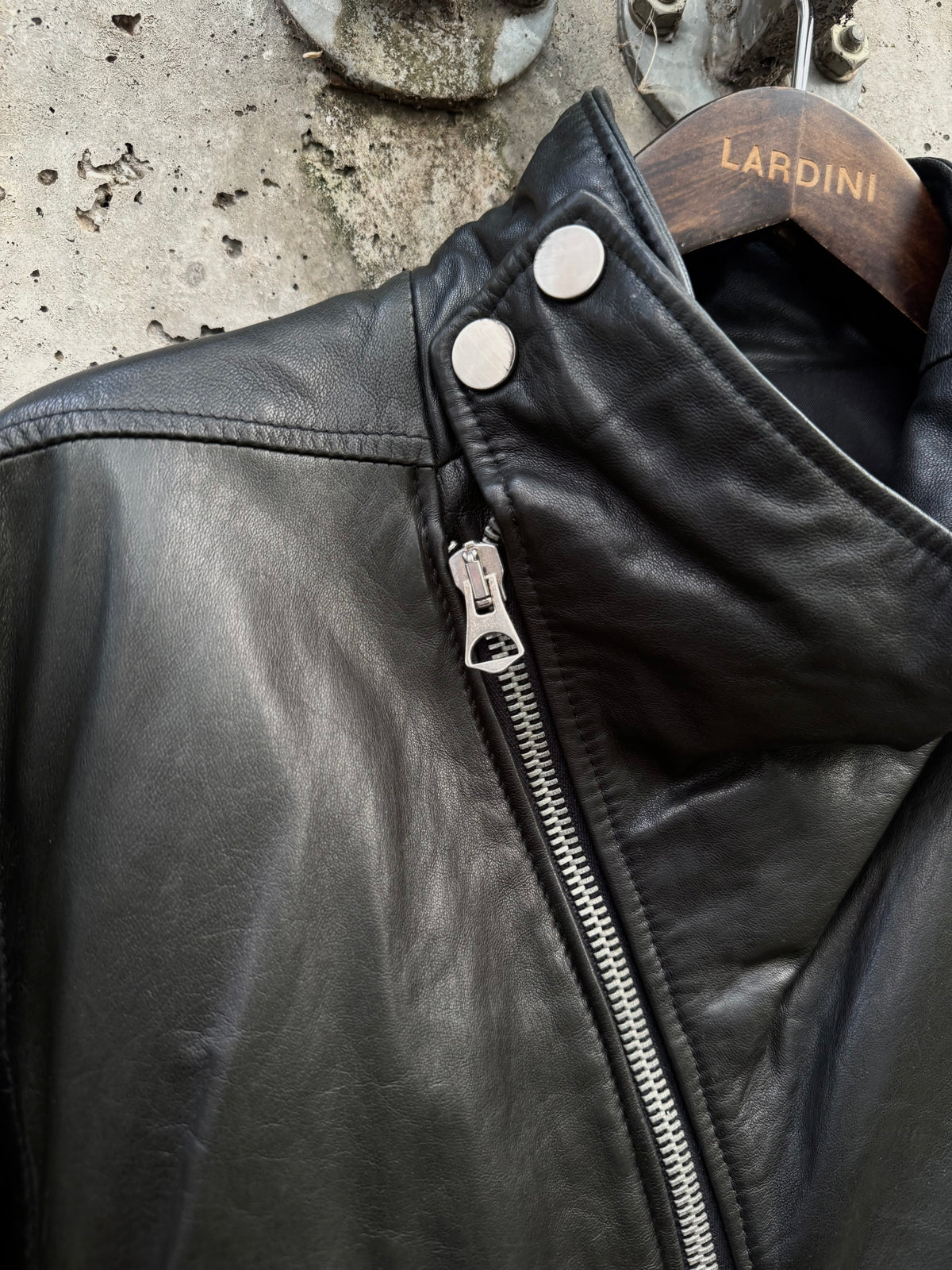 Piercurge Asymmetric High-Neck Leather Jacket (54)