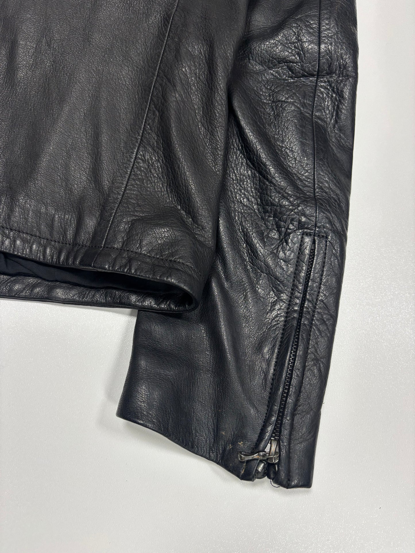 ATTACHMENT by Kazuyuki Kumagai No Seam Tight fit leather jacket (L)