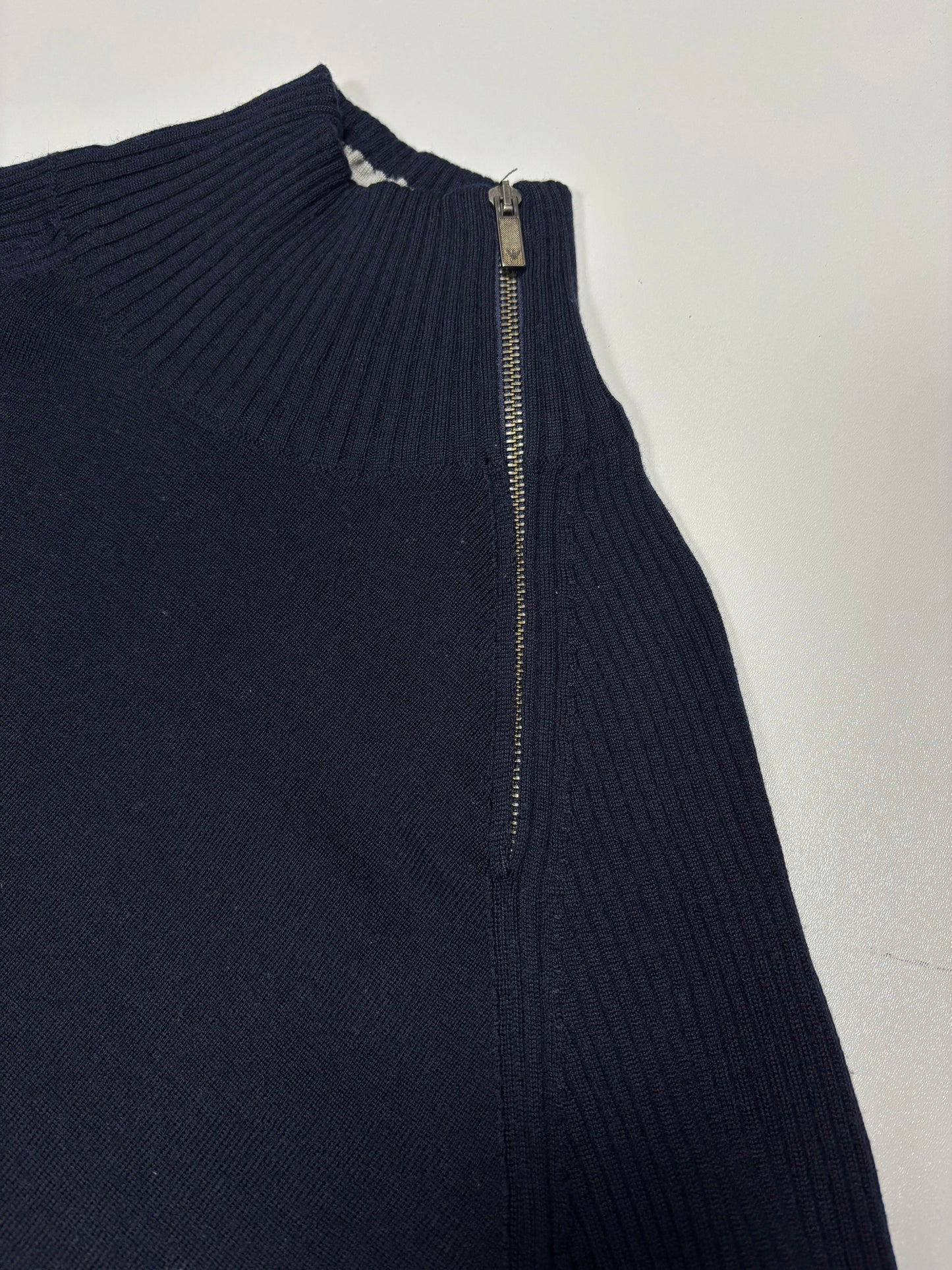 Giorgio Armani Tight Fit Knit (M)