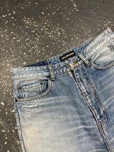 Lade das Bild in den Galerie-Viewer, Balenciaga Ripped Jeans (Size 34)
