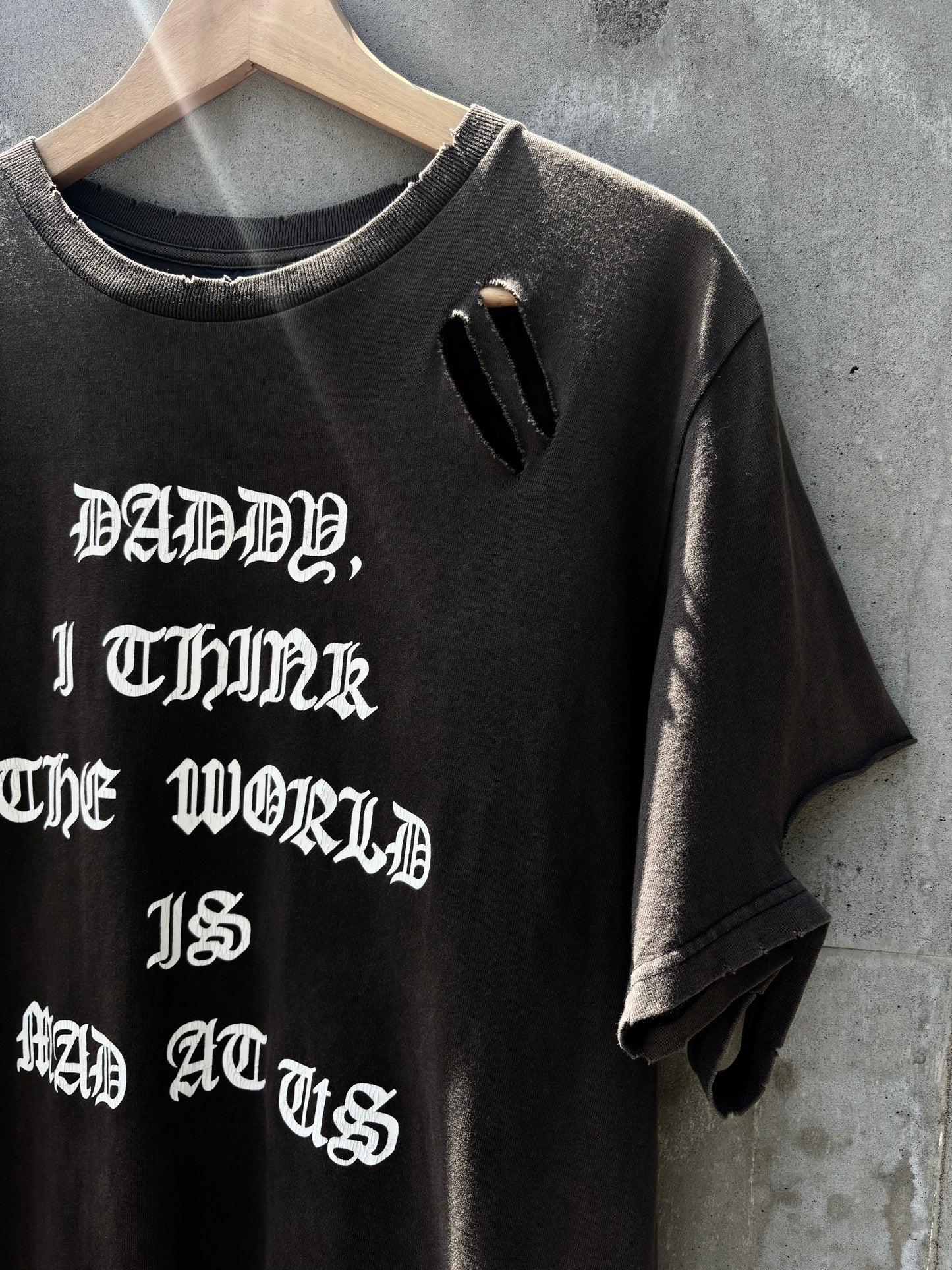 AW/04 Give Peace a Chance Distressed Tee (L)