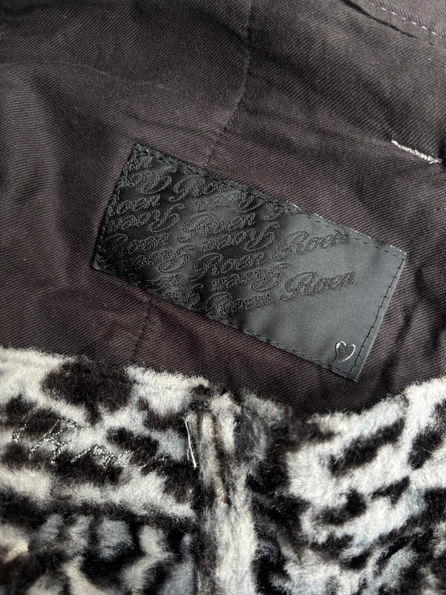 Roen Rayon Snow Leopard Shorts (30)