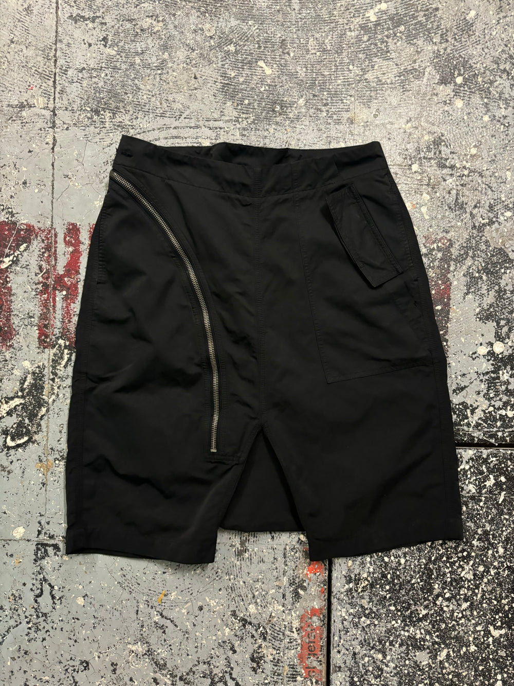 Rick Owens Aircut Pod Shorts (32)