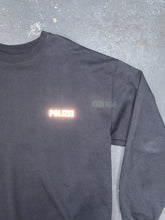 Lade das Bild in den Galerie-Viewer, Vetements Polizei Sweater (XL)
