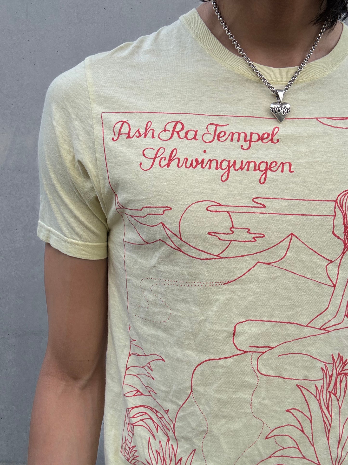 AW/04 Undercoverism „But Beautiful“ Tee (2)