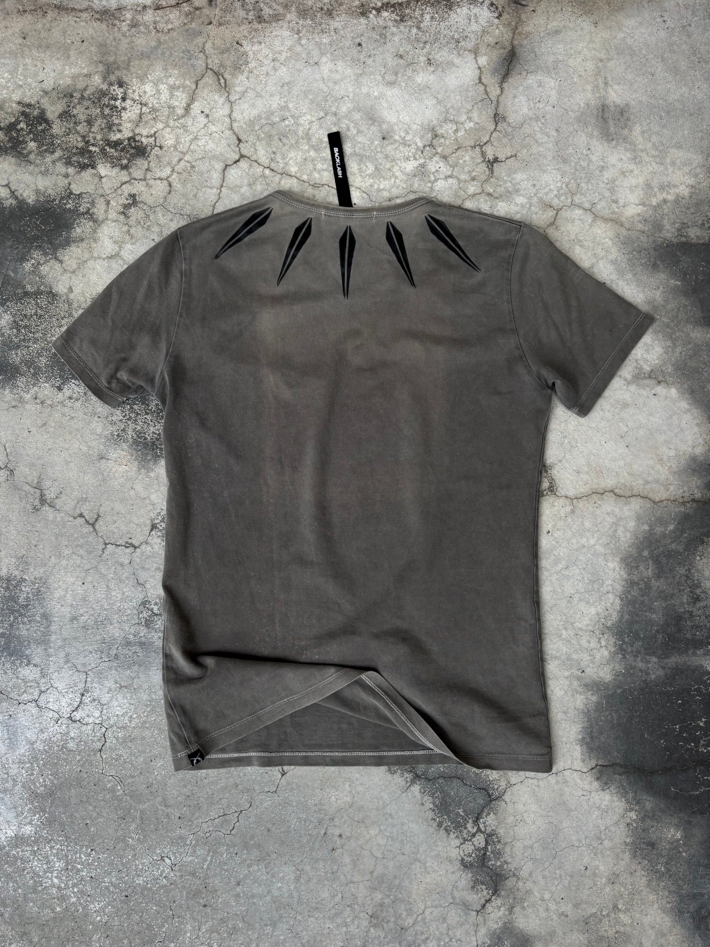 Isamu Katayama x Roar Guns Velvet Printed Poetry Tee (L)