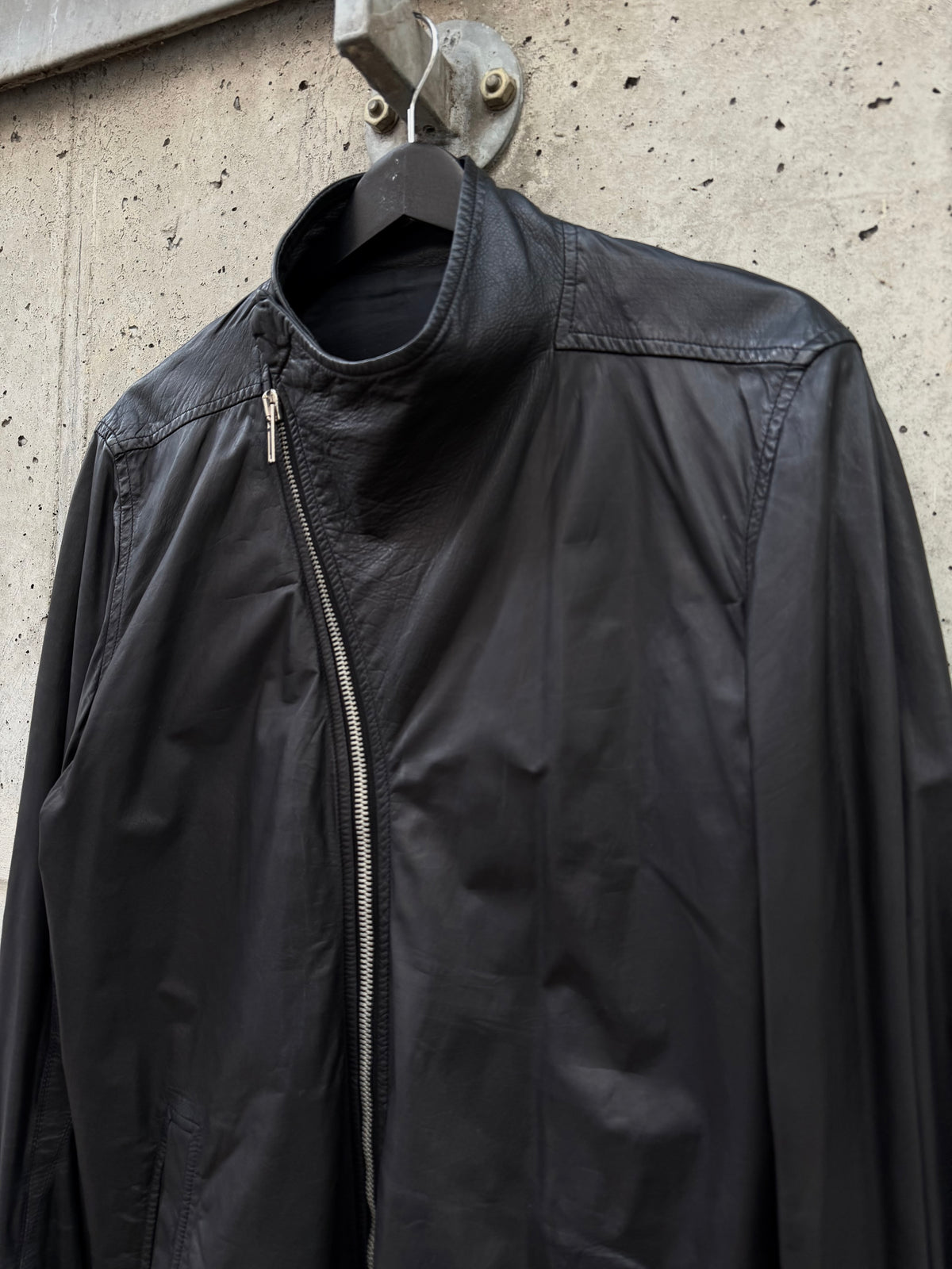 AW/11 Rick Owens Mollino Asymmetric Calfskin Leather Jacket (52)