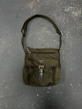 Lade das Bild in den Galerie-Viewer, Prada Military Green Bag (only rental)
