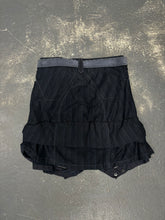 Lade das Bild in den Galerie-Viewer, Marithe Francois Girbaud Skirt Pants Hybrid (38)
