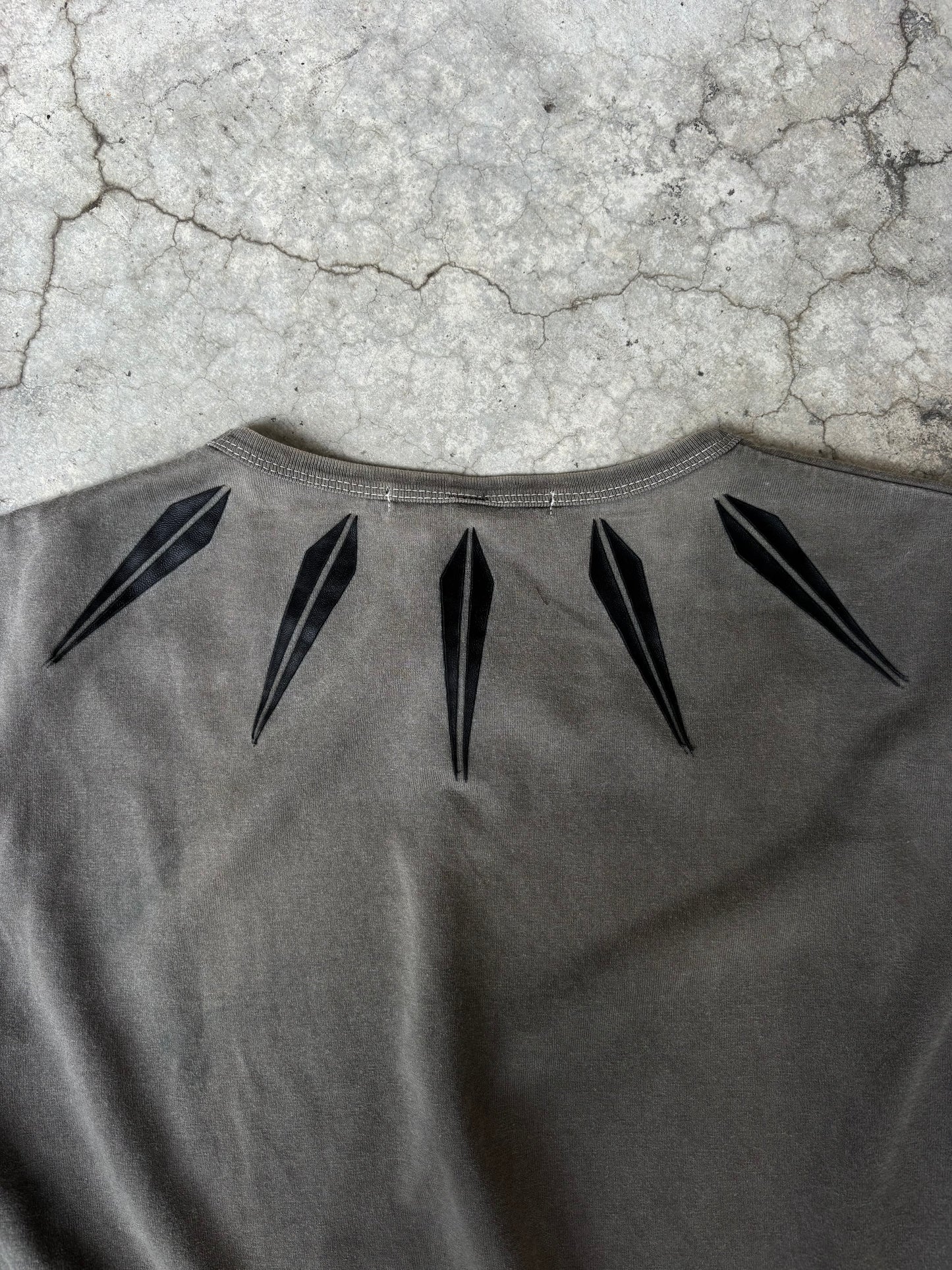Roar Guns x Isamu Katayama Backlash Velvet Printed Tee (L)