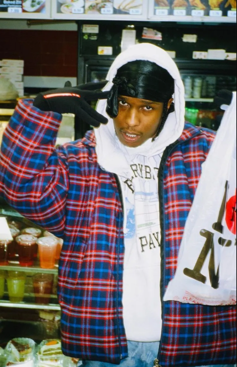 Balenciaga Cocoon Puffer Jacket XL vintendoarchive