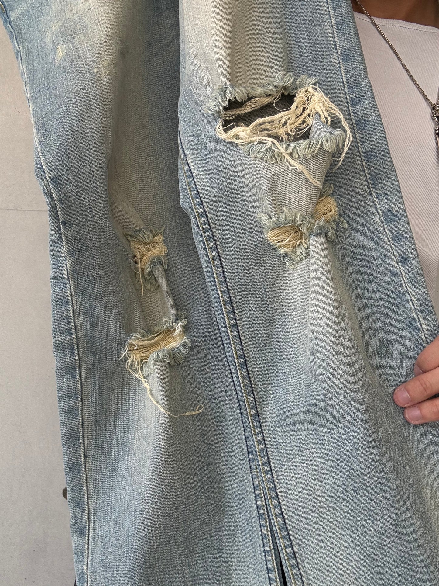 Number (N)ine Darted Distressed Denim (32)
