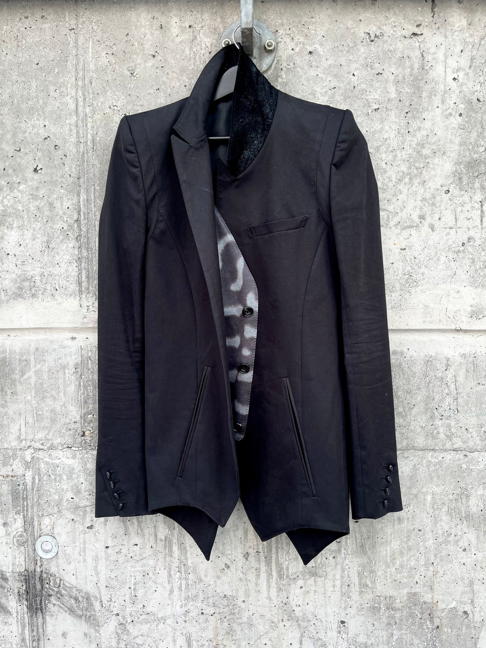If Six Was Nine Glitter Reptile Blazer (1)