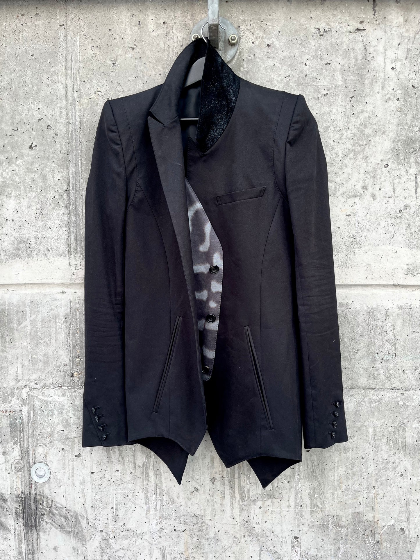 If Six Was Nine Glitter Reptile Blazer (1)