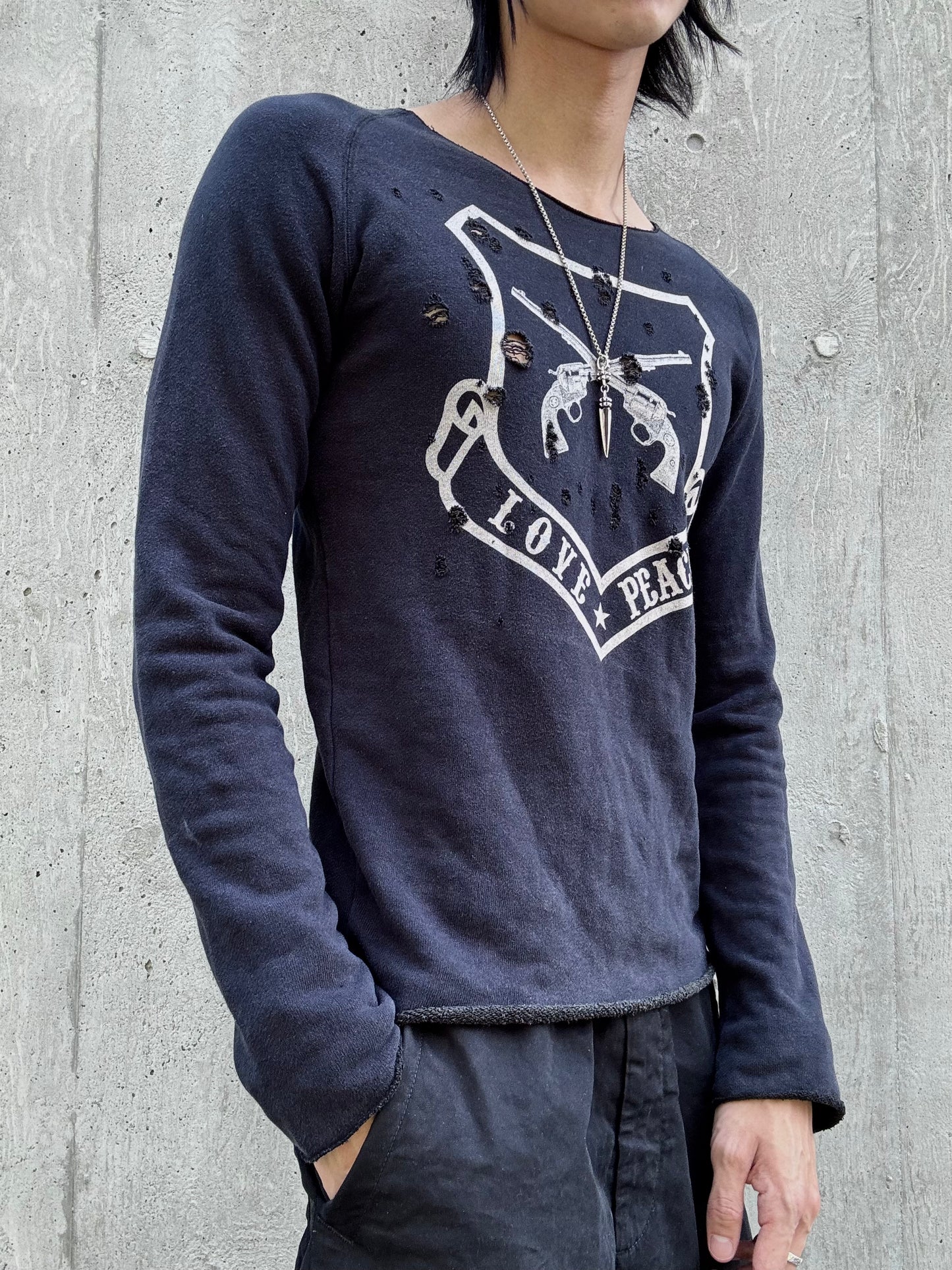 Roar Gunhole Sweater (2)