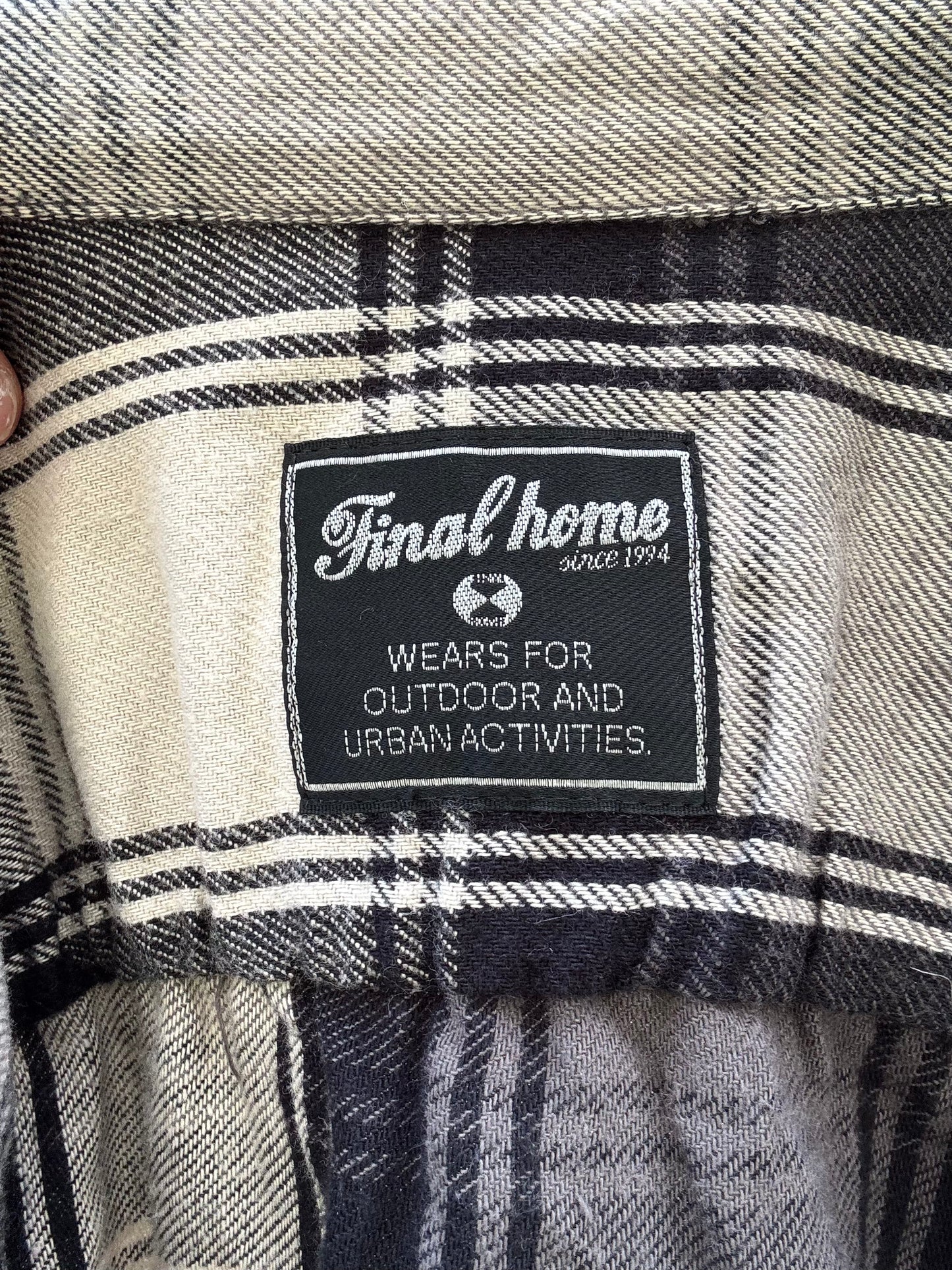 Final Home Urban Zip Up Shirt (S)