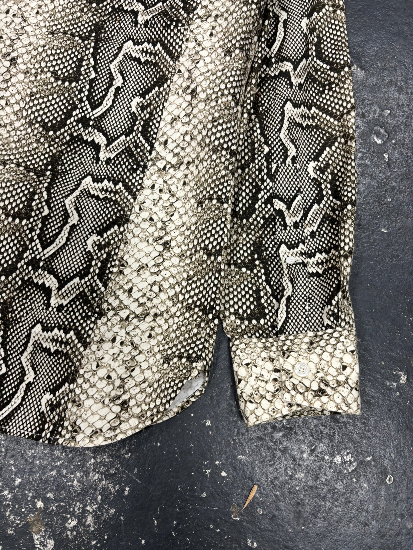 Tom Ford Snake Print Shirt (40)