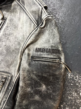 Lade das Bild in den Galerie-Viewer, 90&#39;s Harley Davidson Distressed Leather Jacket (L)
