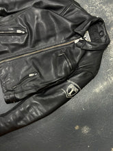 Lade das Bild in den Galerie-Viewer, Vamp V1 Vintendo Archive Harrington Leather Jacket (M)
