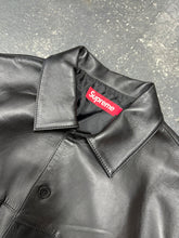 Lade das Bild in den Galerie-Viewer, Supreme Button Down Short Sleeve Leather Shirt (48)
