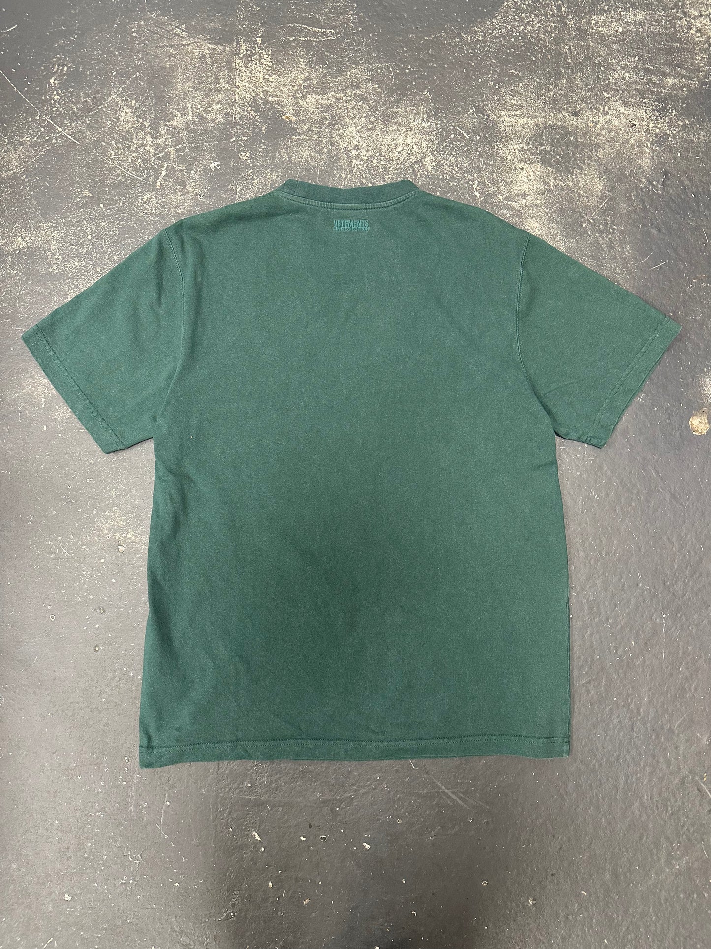 Vetements forest green F.U.C.K. Shirt (M)