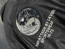 Lade das Bild in den Galerie-Viewer, Daven Ying &amp; Yang Varsity Leather Jacket (S)
